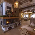 Hotel Carlina &