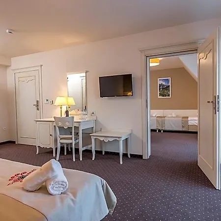 Carlina & Hotel