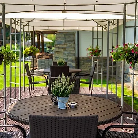 Hotel Carlina &