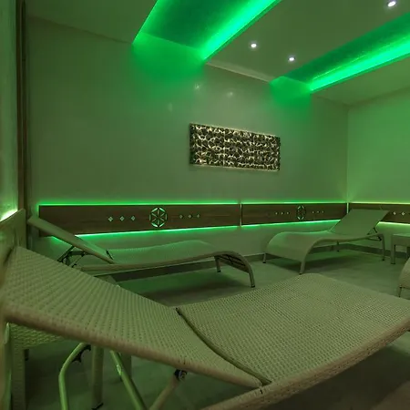 Carlina Hotel&spa 3*