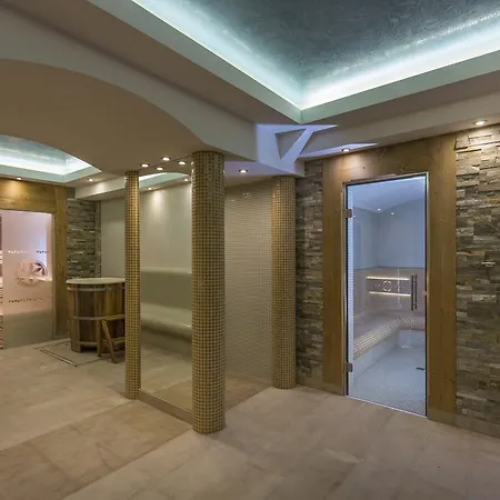 Carlina Hotel&spa Hotel