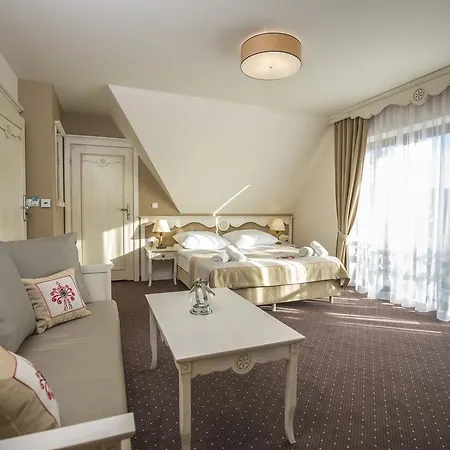 Hotell Carlina & 3*