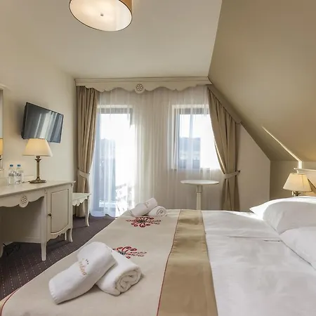 Carlina Hotel&spa 3*